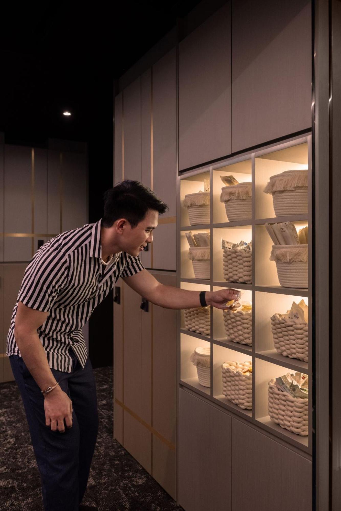 Cube Social Boutique Capsule Hotel At Boat Quay Singapore Exterior foto