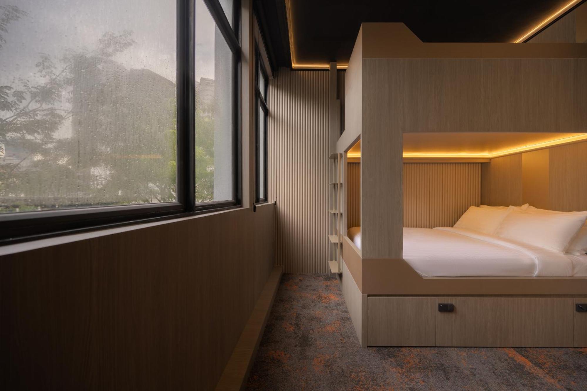 Cube Social Boutique Capsule Hotel At Boat Quay Singapore Exterior foto